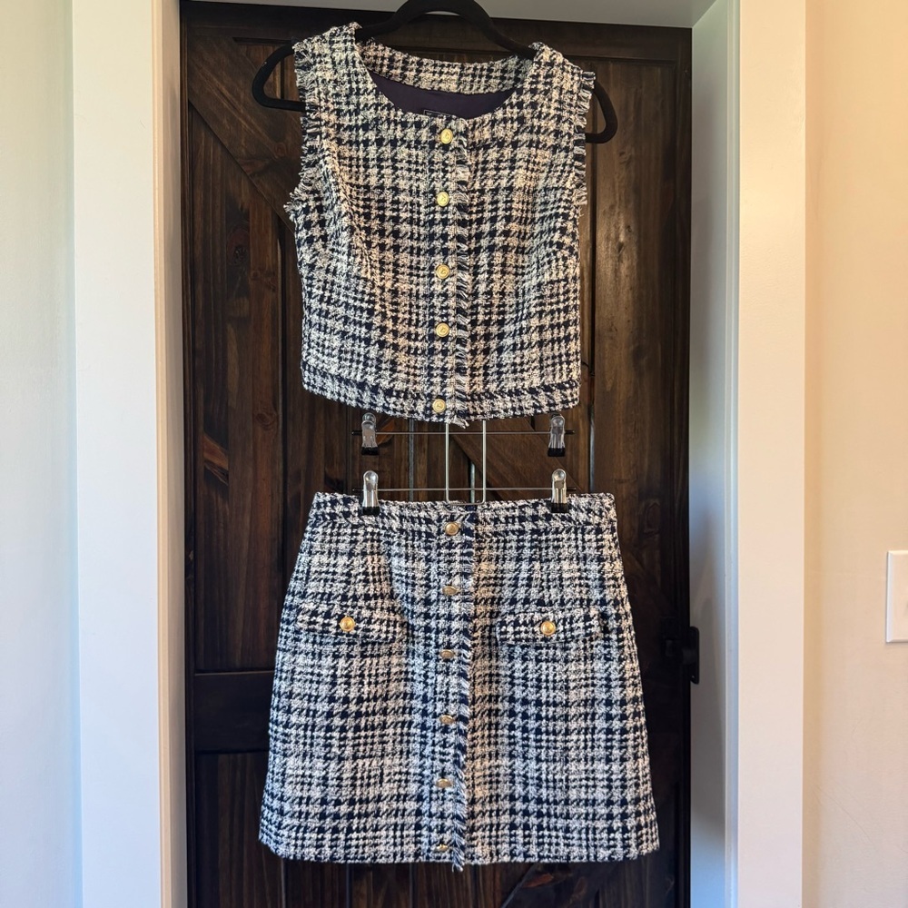 Vineyard Vines SET Bouclé Button-Front Chic Houndstooth Skirt Set